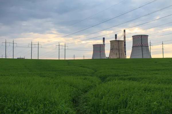 Vista da estação de energia — Fotografia de Stock