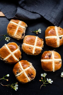 Hot Cross Buns