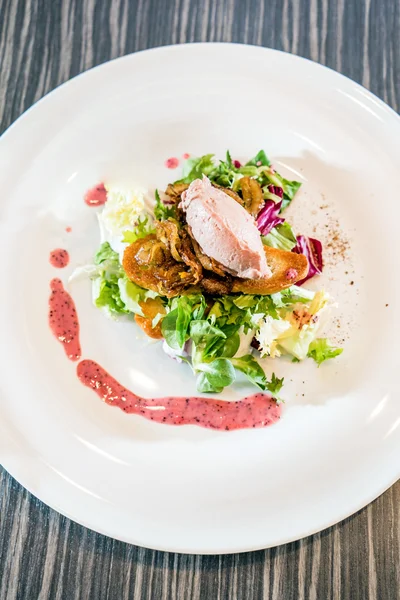 Salad from vegetables and meat — Stock Photo, Image