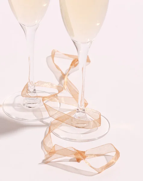 Copos de champanhe em celebração — Fotografia de Stock