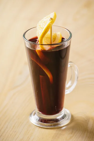 Mulled wine in glass — Stock Photo, Image