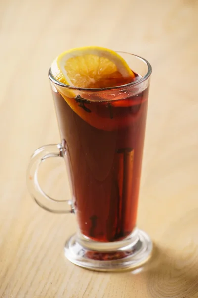 Mulled wine in glass — Stock Photo, Image