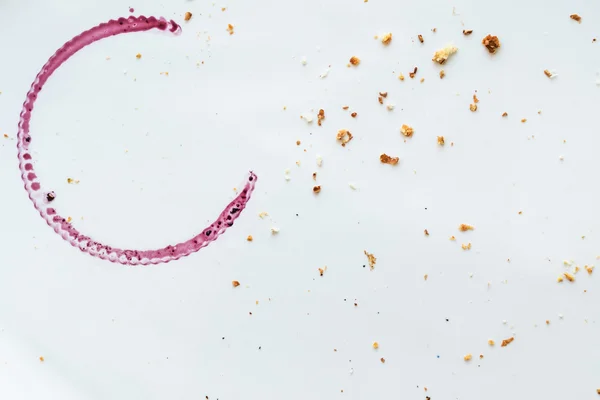 Plato con mancha de vino — Foto de Stock