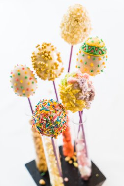 pişmiş Paskalya kek çıkar