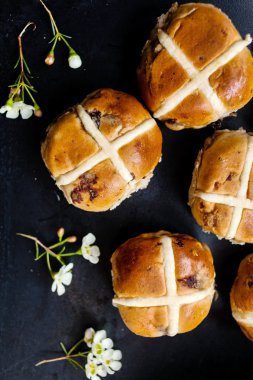 Hot Cross Buns