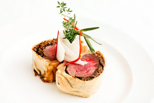 Fillet Wellington alle erbe — Foto Stock