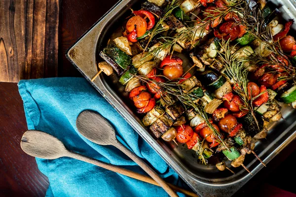 Grillade grönsaker på spett — Stockfoto