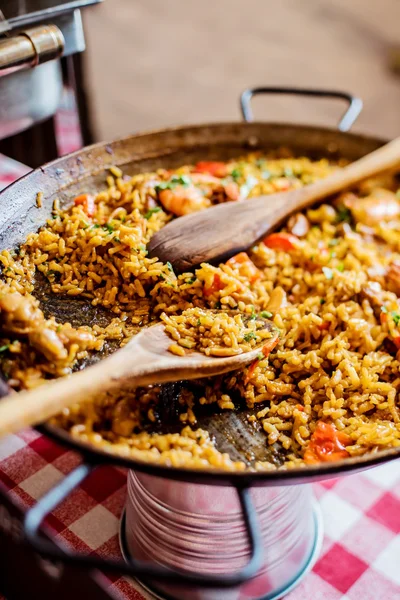 Spanish seafood paella — Stock Photo, Image