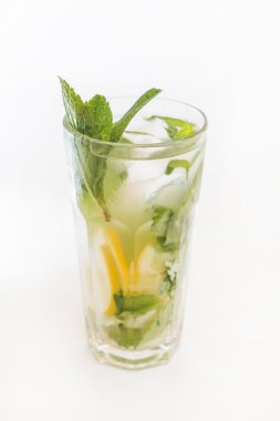 lezzetli soğuk kokteyl 