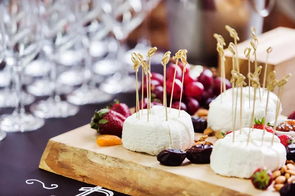 Banquet catering table — Stock Photo, Image