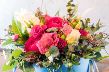 güzel güzel çiçekler