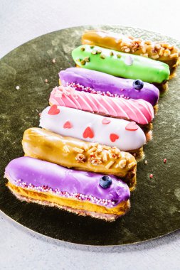 lezzetli renkli eklerleri