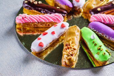 lezzetli renkli eklerleri