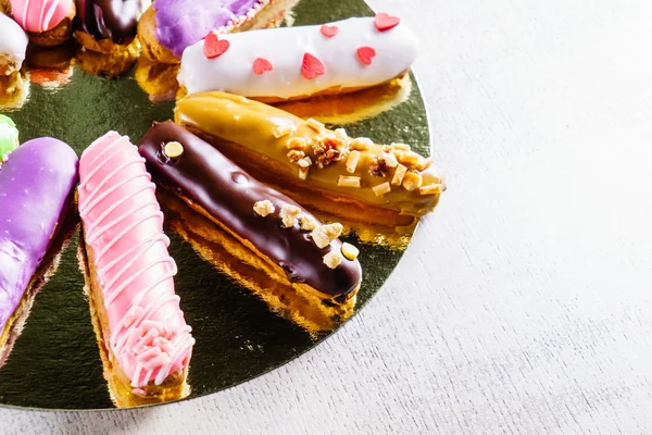 lezzetli renkli eklerleri