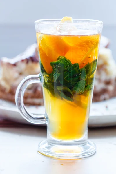 Té naranja con menta —  Fotos de Stock