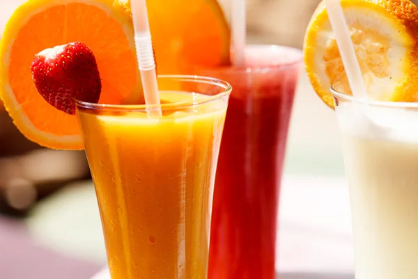 Fresh juice in glasses — Stock Photo, Image