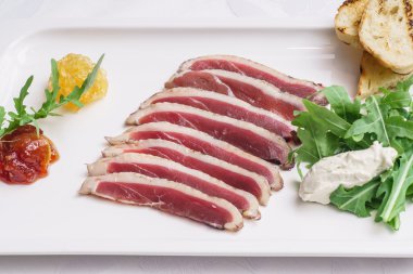 et apptizer plaka üzerinde