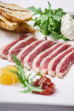 et apptizer plaka üzerinde