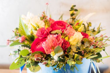 güzel güzel çiçekler