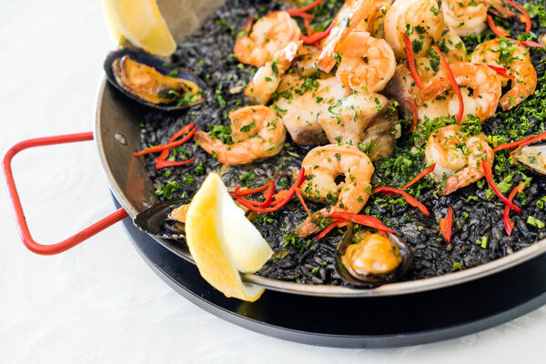 Паэлья из испанских морепродуктов
