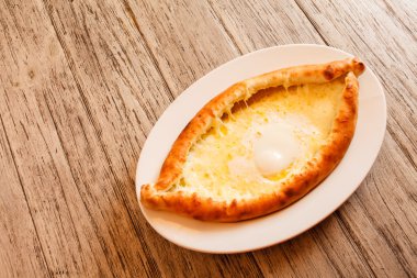 Gürcü peynir pasta