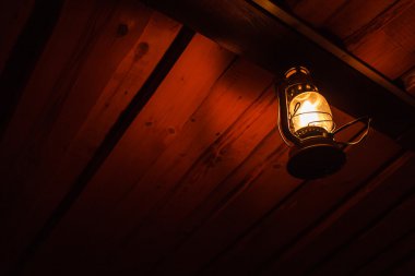 eski gazyağı feneri 