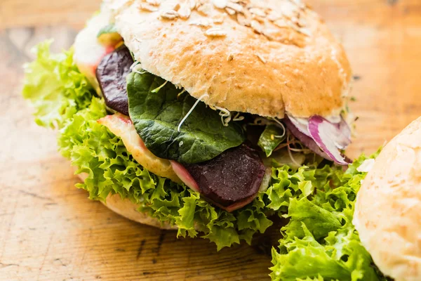 Taze vejetaryen burger — Stok fotoğraf