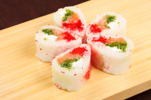 Sushi fresco e gustoso — Foto Stock