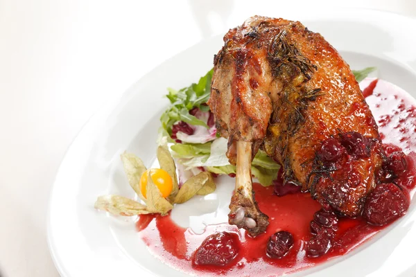 soslu ördek kanatlarını