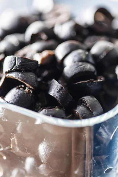 Black sliced olives — Stock Photo, Image