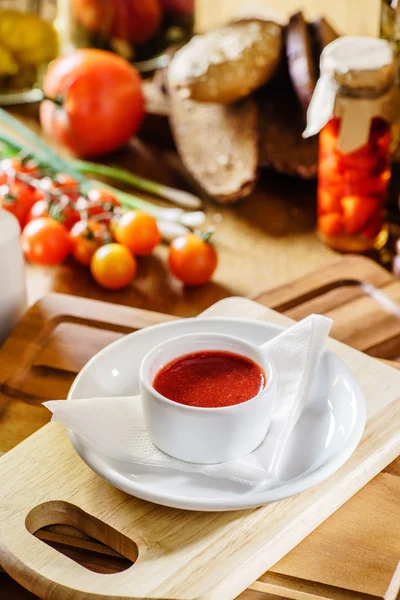 Salsa di pomodoro sul piatto — Foto Stock
