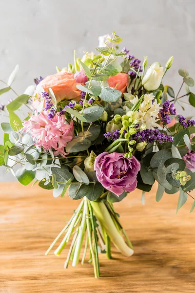 Bellissimo bouquet primaverile — Foto Stock