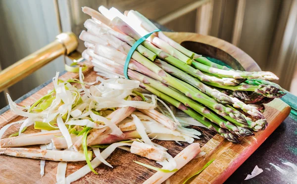 Fresh green asparagus — Stock Photo, Image