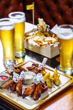 meze baharatlı tavuk kanadı