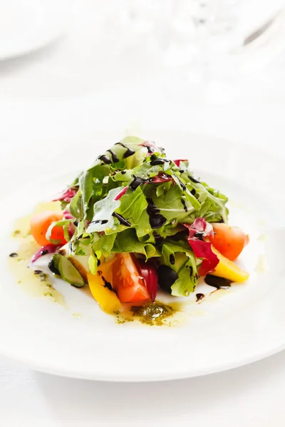 Ensalada de verduras frescas — Foto de Stock