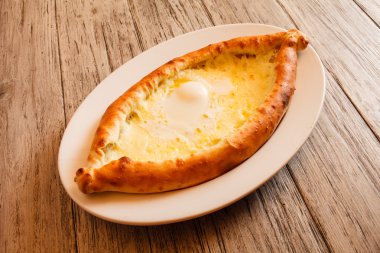 Gürcü peynir pasta