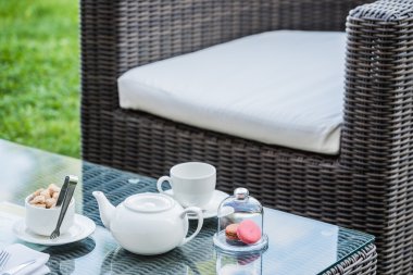 Kahvaltı terasta servis edilir. 