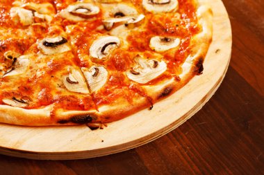 pişmiş lezzetli pizza