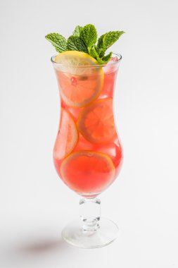 bardak taze limonata 