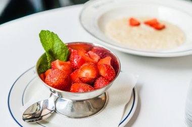 çilek ile yulaf ezmesi Kahvaltı