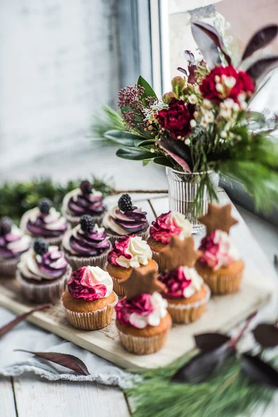 Tasty Christmas Cupcakes — Stock Photo, Image