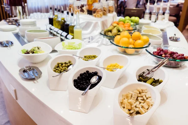 Buffet style breakfast — Stock Photo, Image