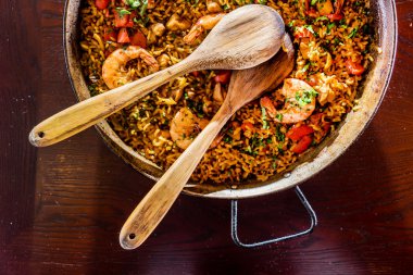 geleneksel İspanyol paella
