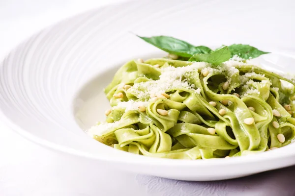 Italiaanse pasta op de plaat — Stockfoto