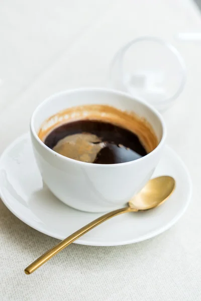 Kopje koffie in het café — Stockfoto