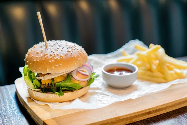 Burger with french fries — Stock Photo, Image