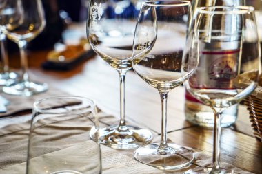 şarap tadımı işlemi