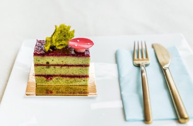 tatlı fıstıklı kek