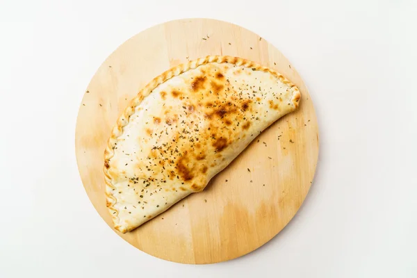 Calzone Pizza en plato — Foto de Stock