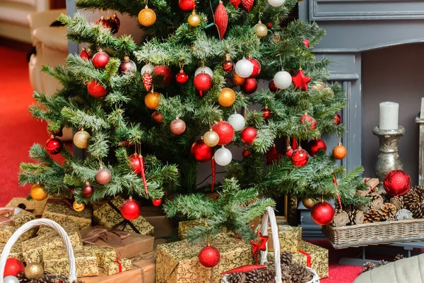 Bela árvore de Natal — Fotografia de Stock